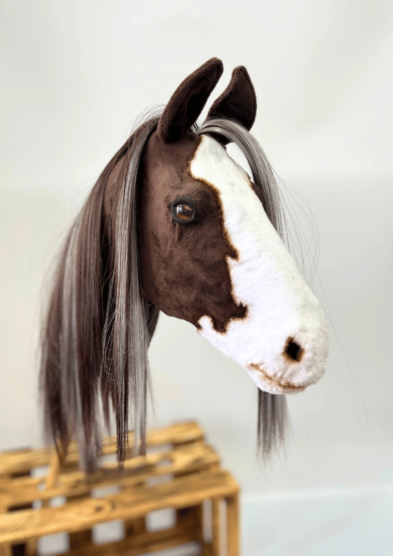 REALISTYCZNY HOBBY HORSE – AMERICAN PAINT HORSE
