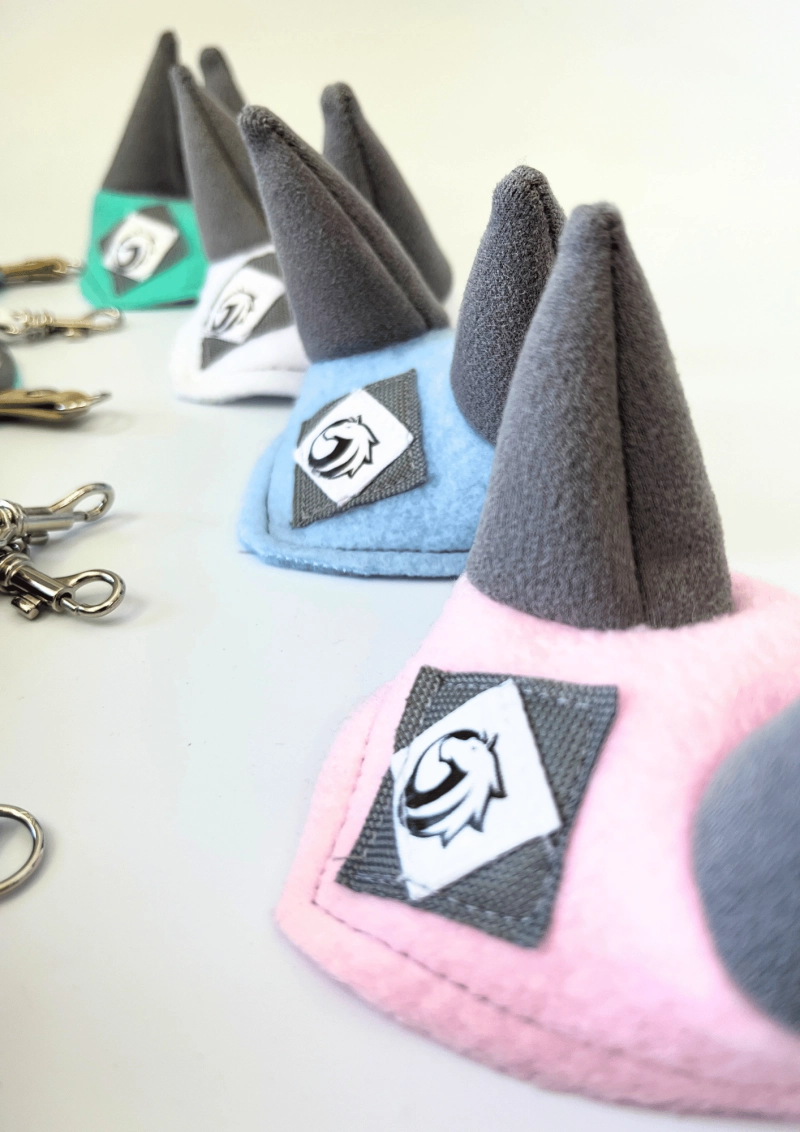 AKCESORIA dla Hobby Horse A6: nauszniki plus derka dwustronna