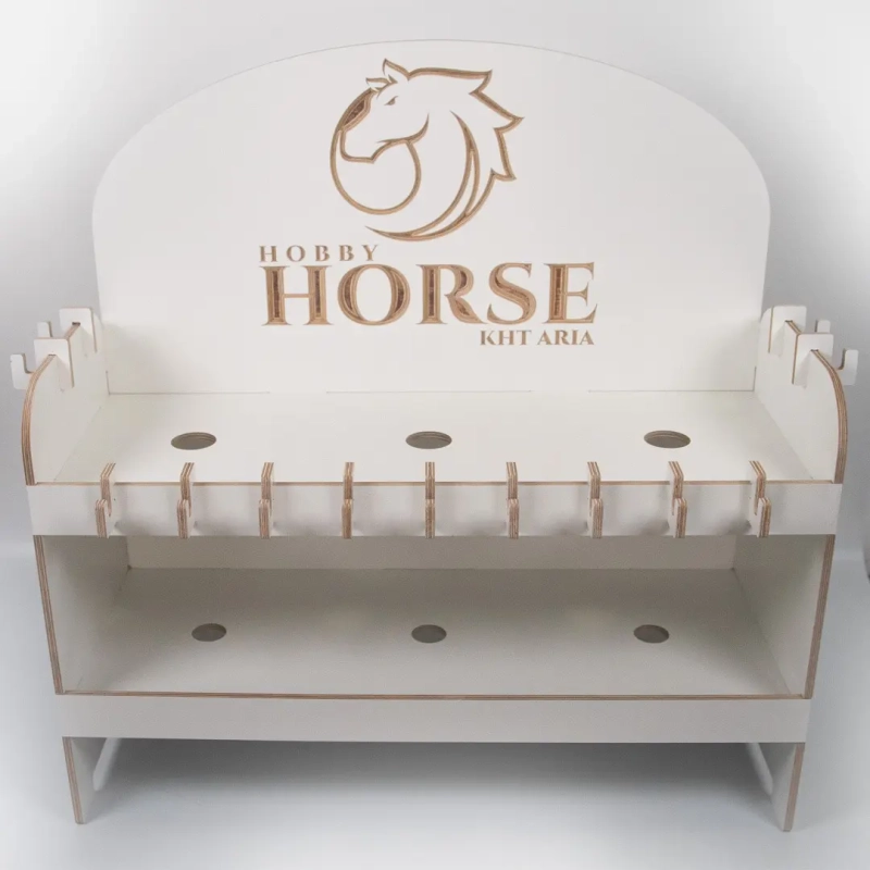 STAJNIA BIAŁA NA 3 KONIE