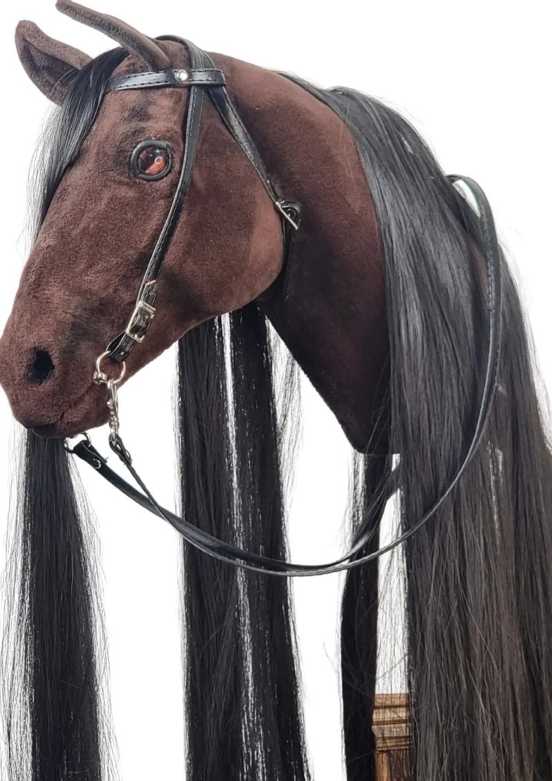 REALISTYCZNY HOBBY HORSE – CIEMNY KASZTAN/CZARNA