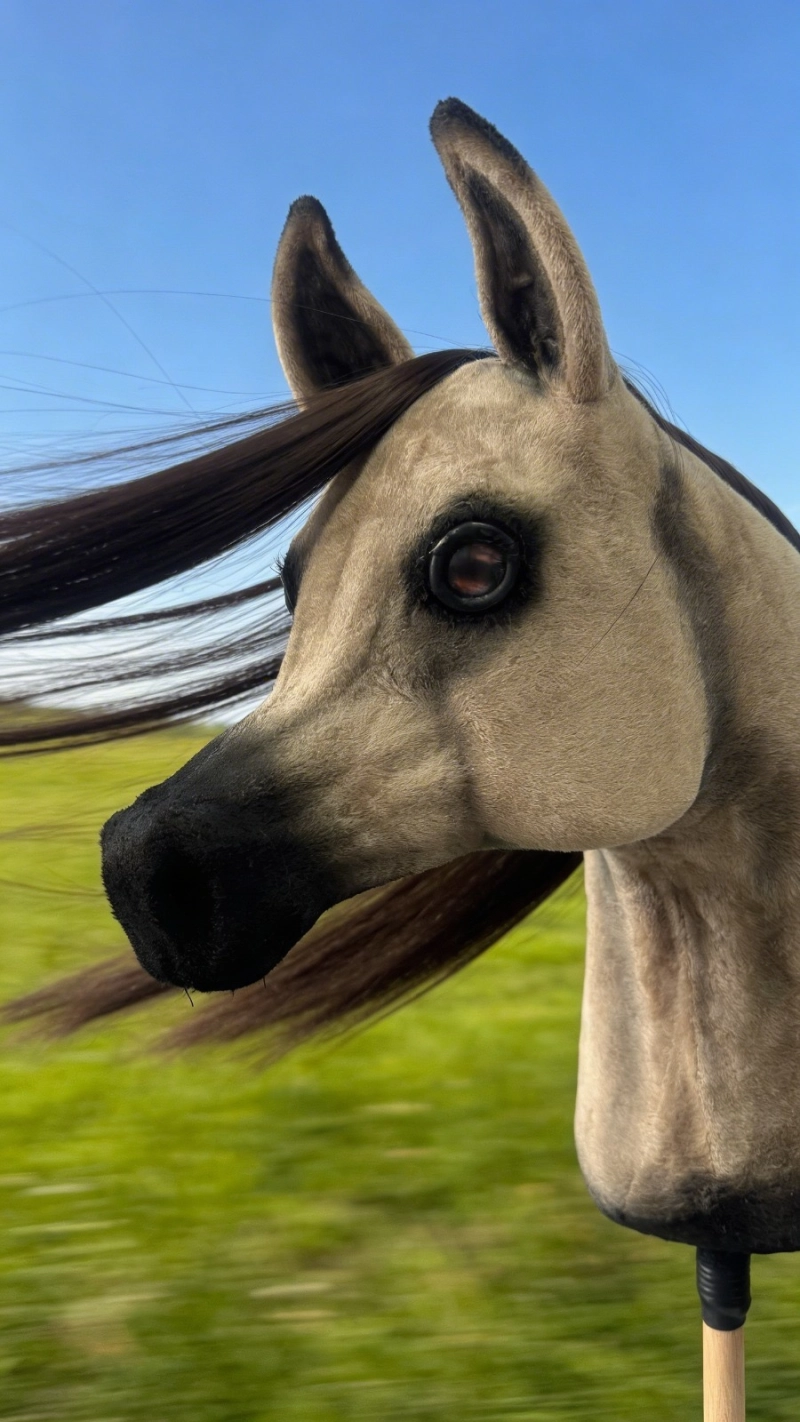 REALISTYCZNY HOBBY HORSE –PIASKOWY KOŃ ARABSKI - CENA NA START ważna do 19.04 włącznie