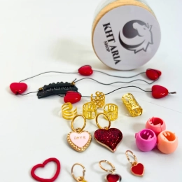 Charmsy dla hobby horse - zestaw walentynkowy MIŁOŚĆ
