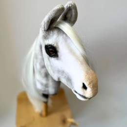 REALISTYCZNY HOBBY HORSE A4 – 1 sztuka, edycja limitowana