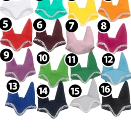 ZESTAW AKCESORIÓW - 7 ELEMENTÓW (derka, nauszniki, ogłowie, wodze, 3 naczółki, 10 charmsów, zestaw szczotek ) - RÓŻNE KOLORY DO WYBORU