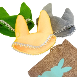 BOX WIELKANOCNY - 3 woreczki z zawartością+naklejki+słodycze